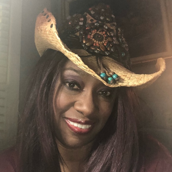 Meet your Posher, Sentevella - Picture 4 of 7